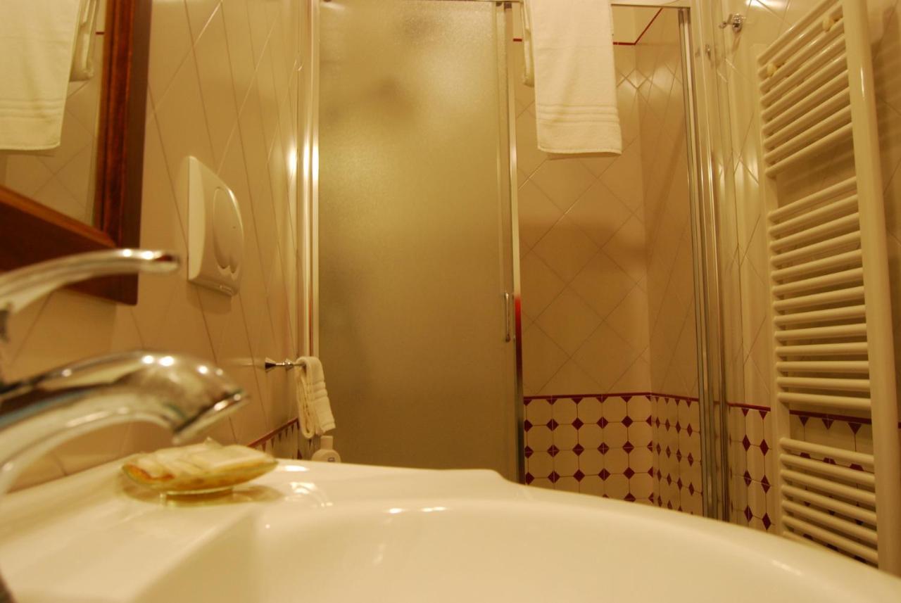B&B Corte Barocca Lecce Exterior foto